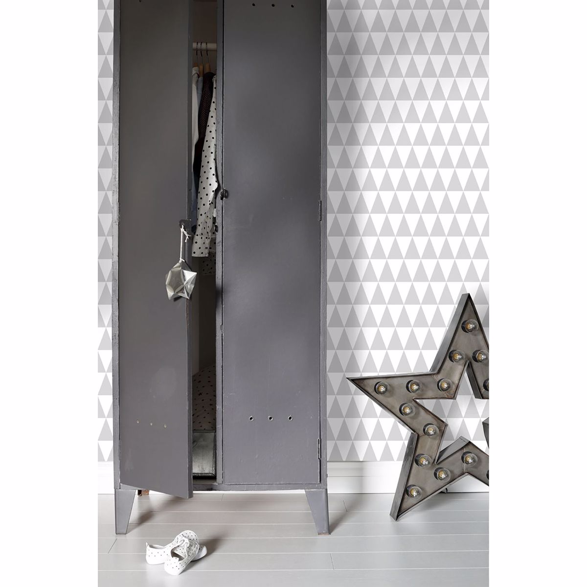 Verdon Light Grey Geometric Wallpaper - Brewster Wallcovering