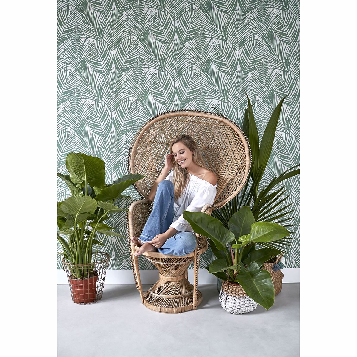 Fifi Green Palm Frond Wallpaper - Brewster Wallcovering