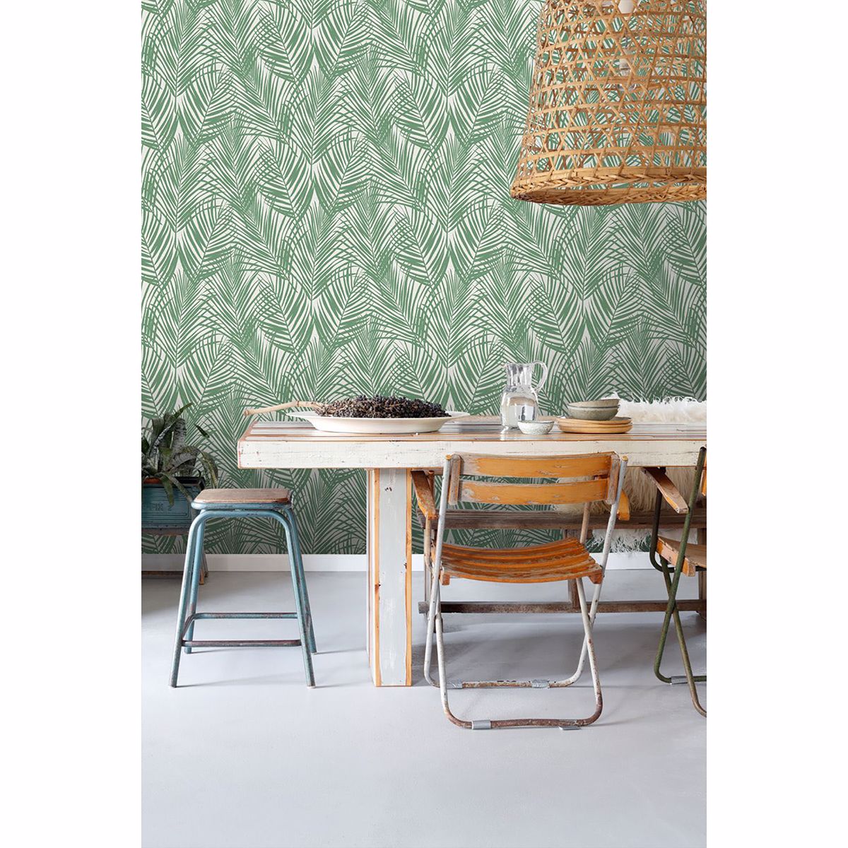 Fifi Green Palm Frond Wallpaper - Brewster Wallcovering