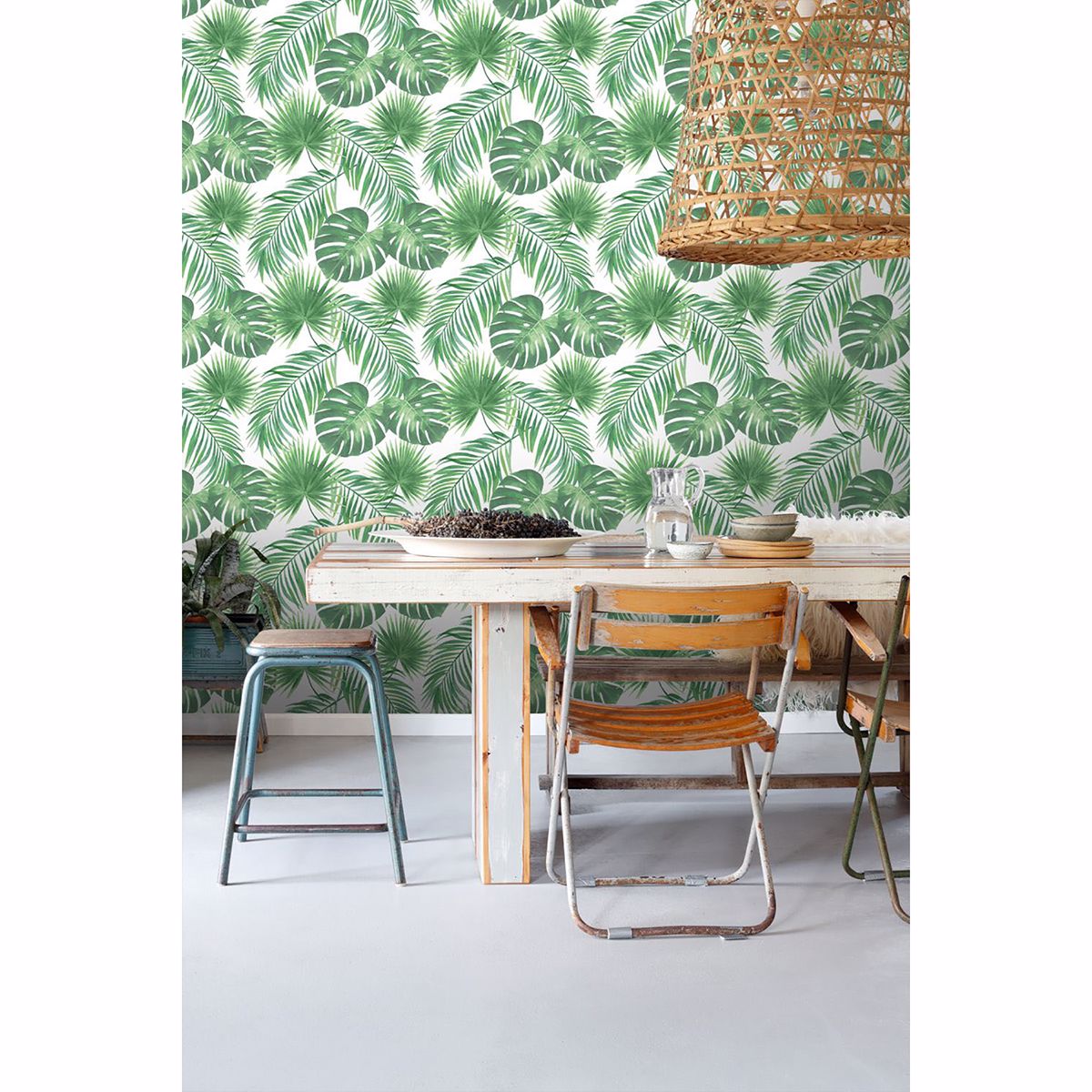 Patti Light Green Leaves Wallpaper - Brewster Wallcovering