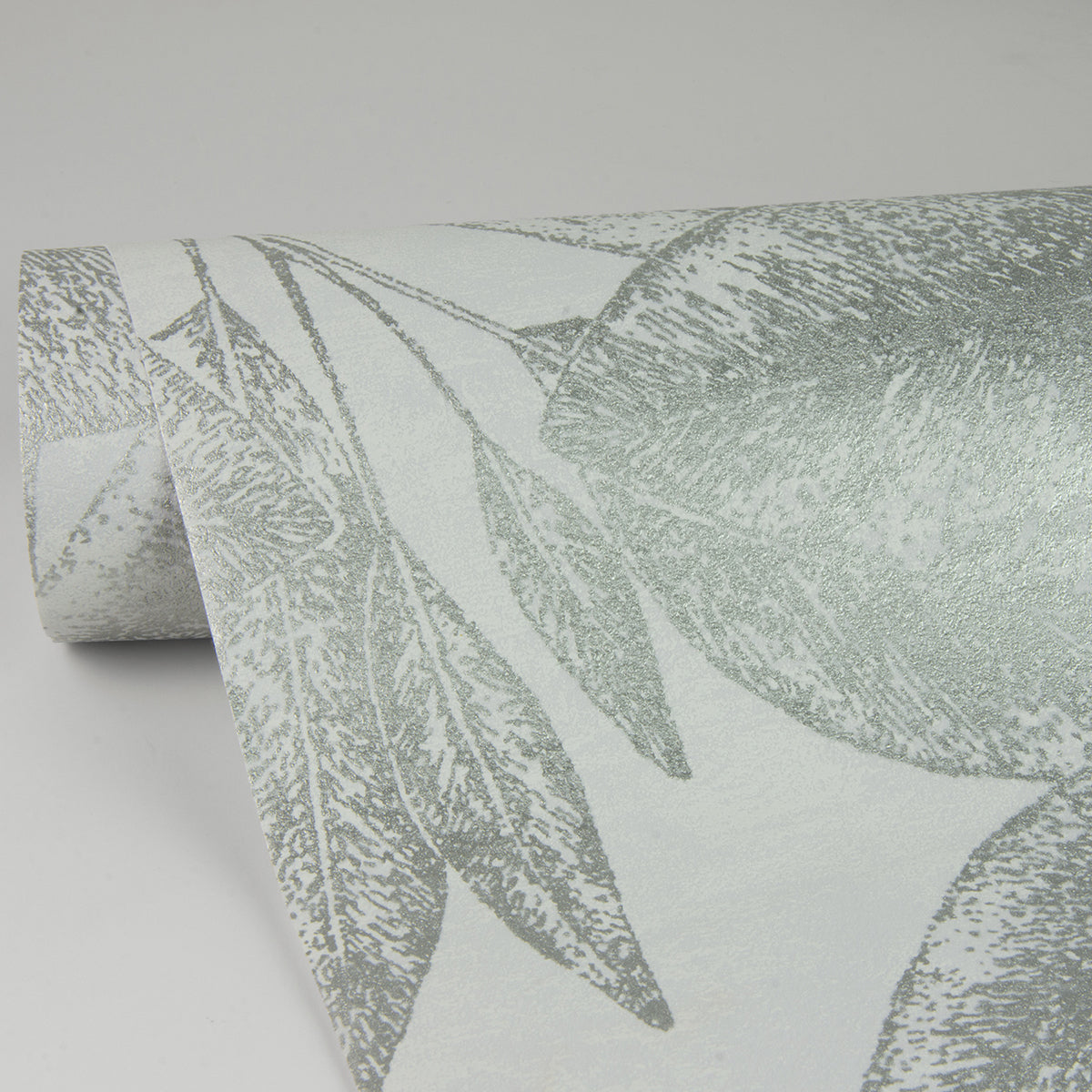 Suki Silver Leaves Wallpaper - Brewster Wallcovering