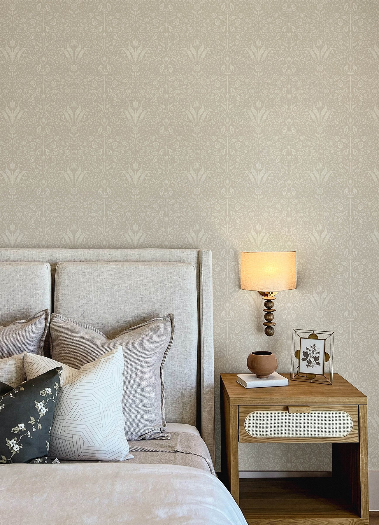 Mara Beige Tulip Ogee Wallpaper  | Brewster Wallcovering - The WorkRm