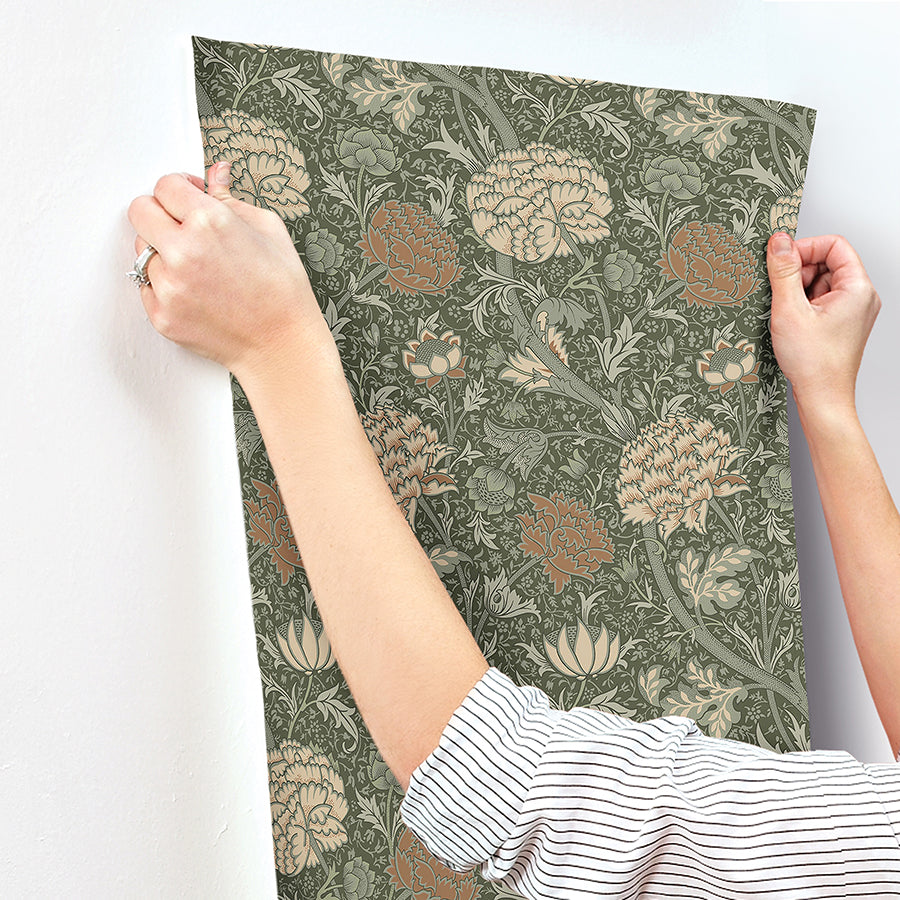 Cray Sea Green Floral Trail Wallpaper - Brewster Wallcovering