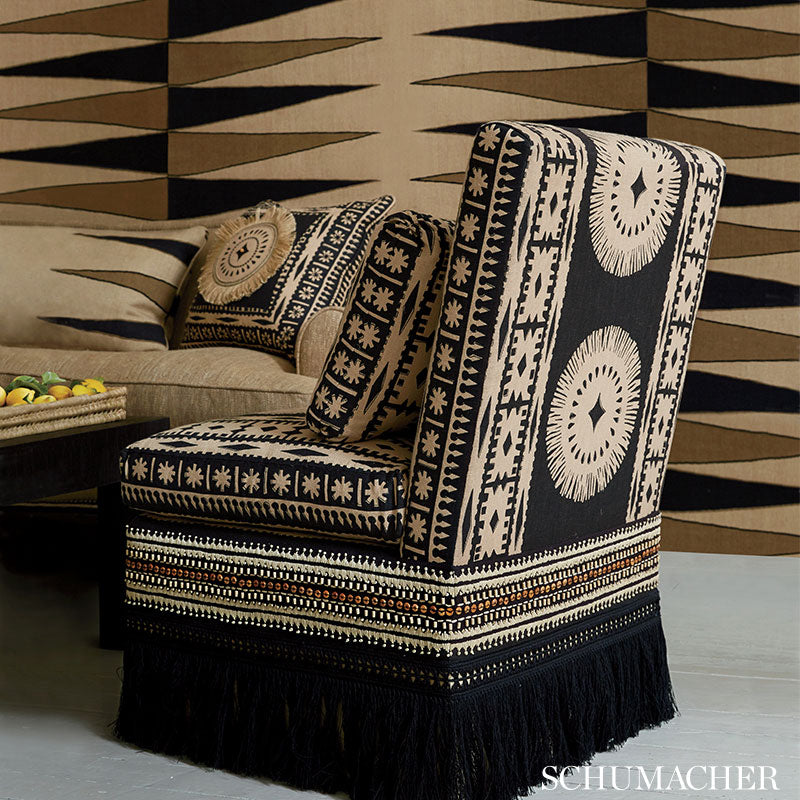 BORA-BORA-PRINT-EMBELLISHED-LAVA-BLACK-SCHUMACHER-176000