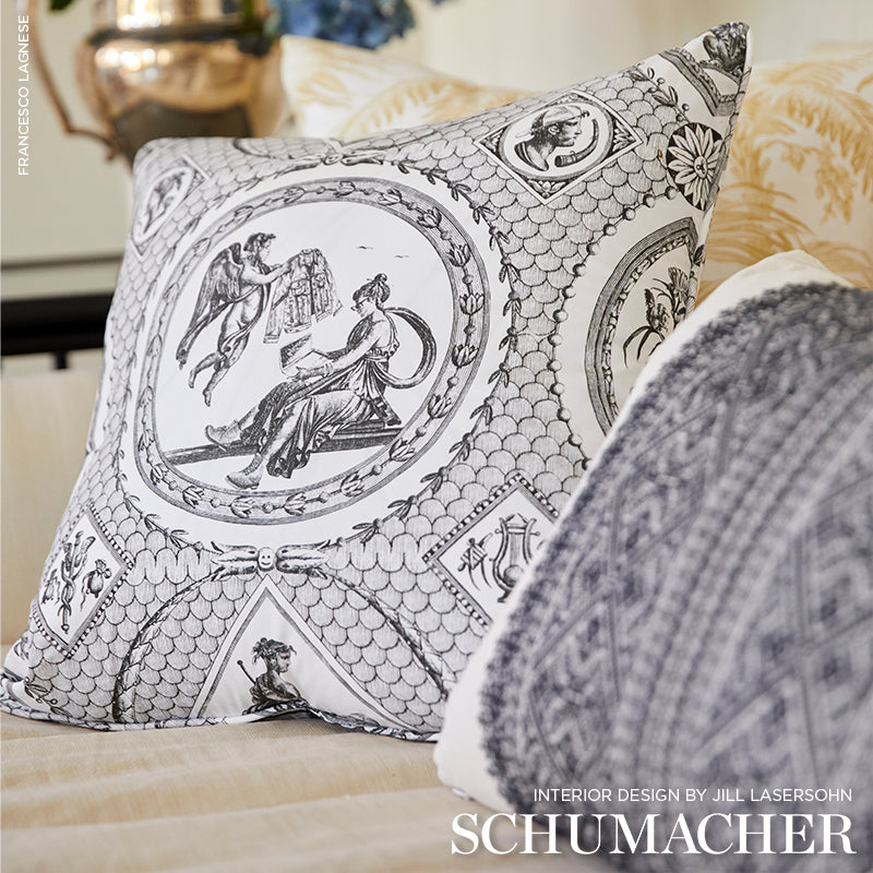 LES-SCENES-CONTEMPORAINES-BLACK-SCHUMACHER-179561