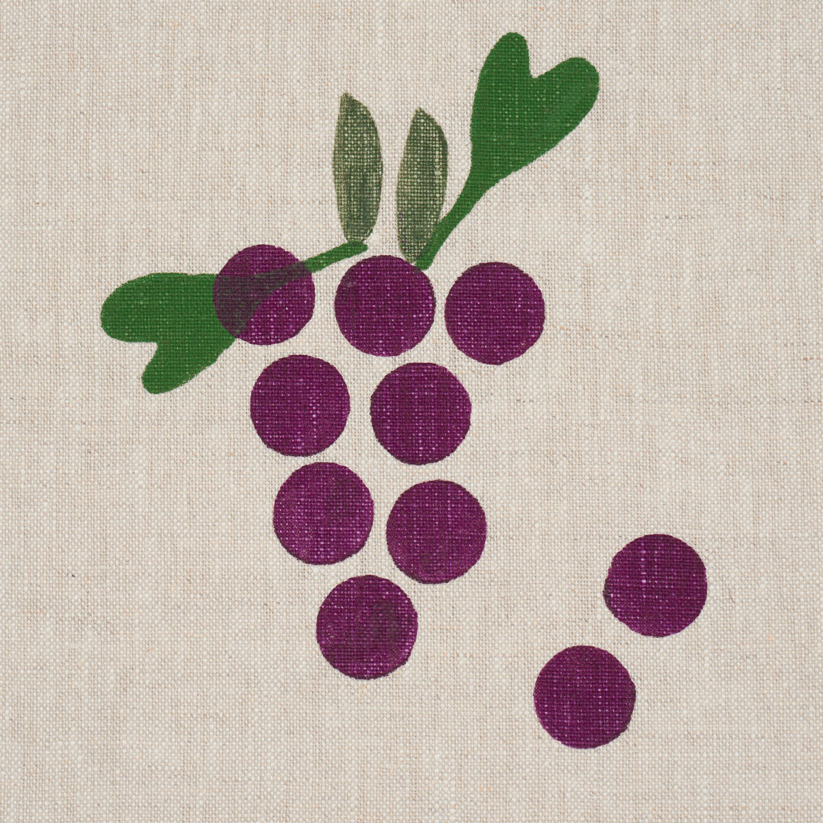 GRAPES-HAND-BLOCK-PRINT-PURPLE-ON-NATURAL-SCHUMACHER-182420