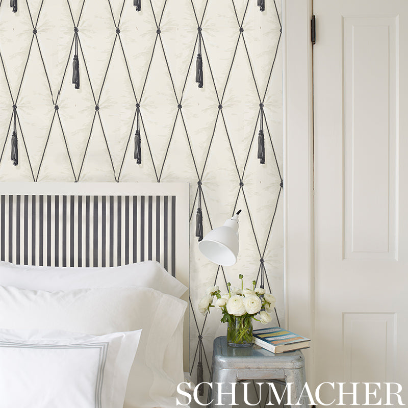 DRAPERY-BONE-SCHUMACHER-5009162