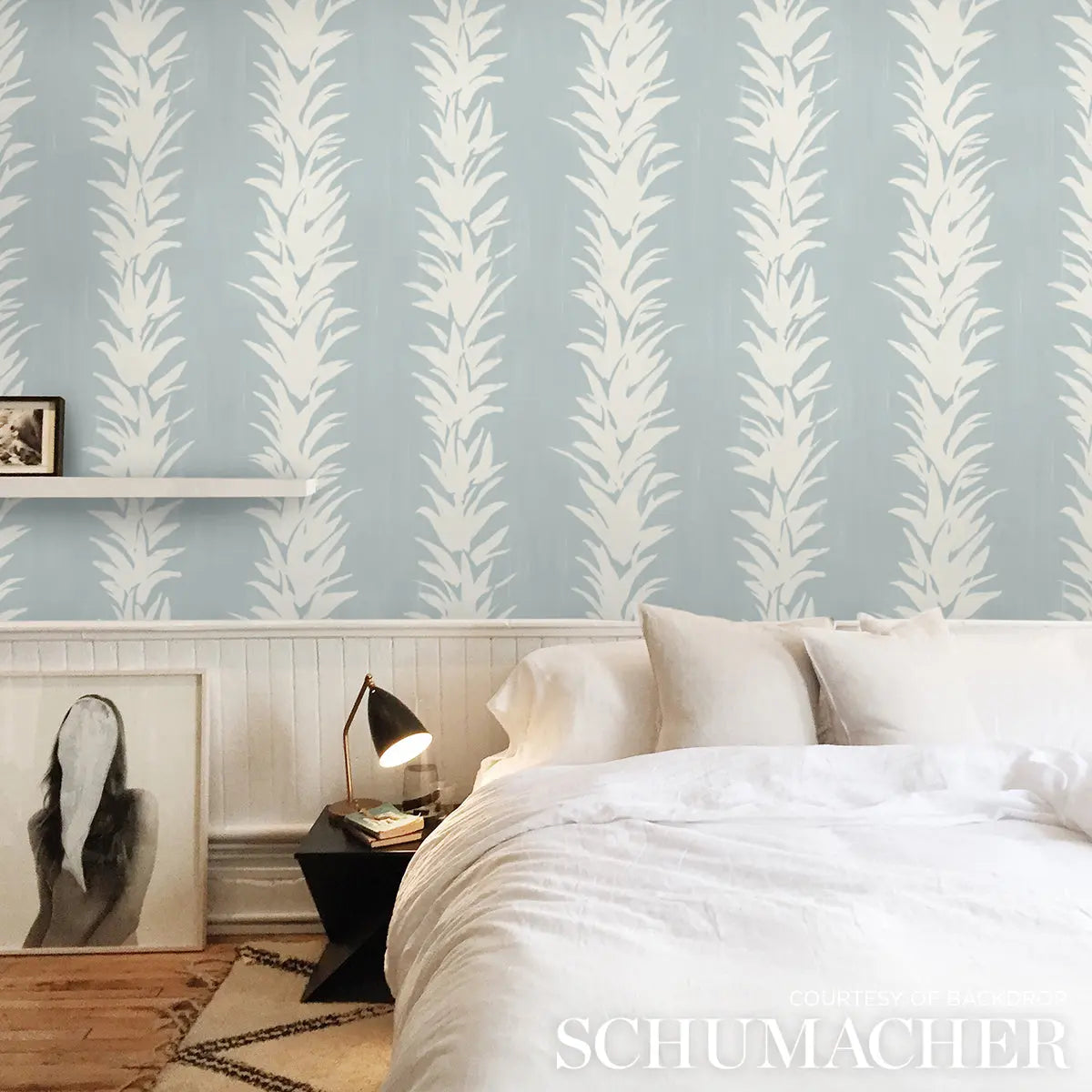 WHITE-LOTUS-SOFT-BLUE-SCHUMACHER-5013664