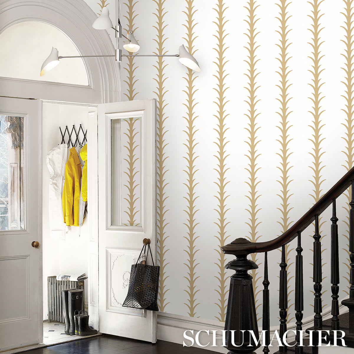 ACANTHUS-STRIPE-GOLD-ON-IVORY-SCHUMACHER-5014773