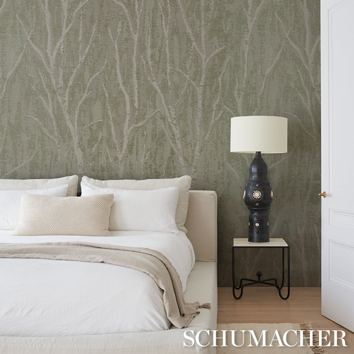 KOMOREBI-ILLUMINATED-FOREST-SCHUMACHER-5016591