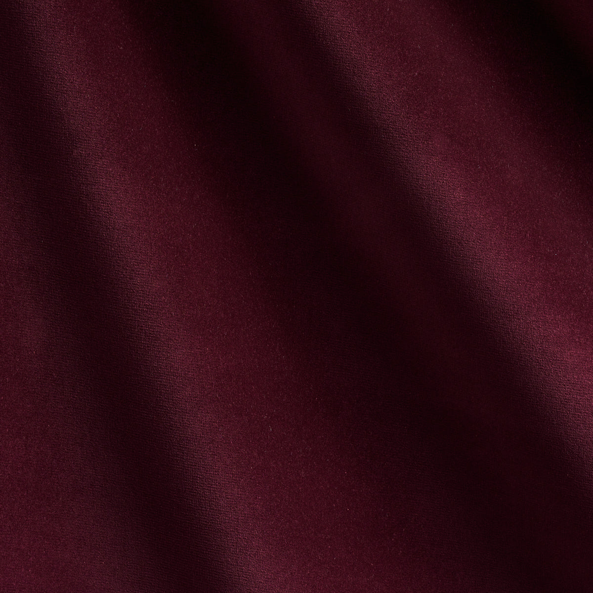 GAINSBOROUGH-VELVET-AUBERGINE-SCHUMACHER-64569