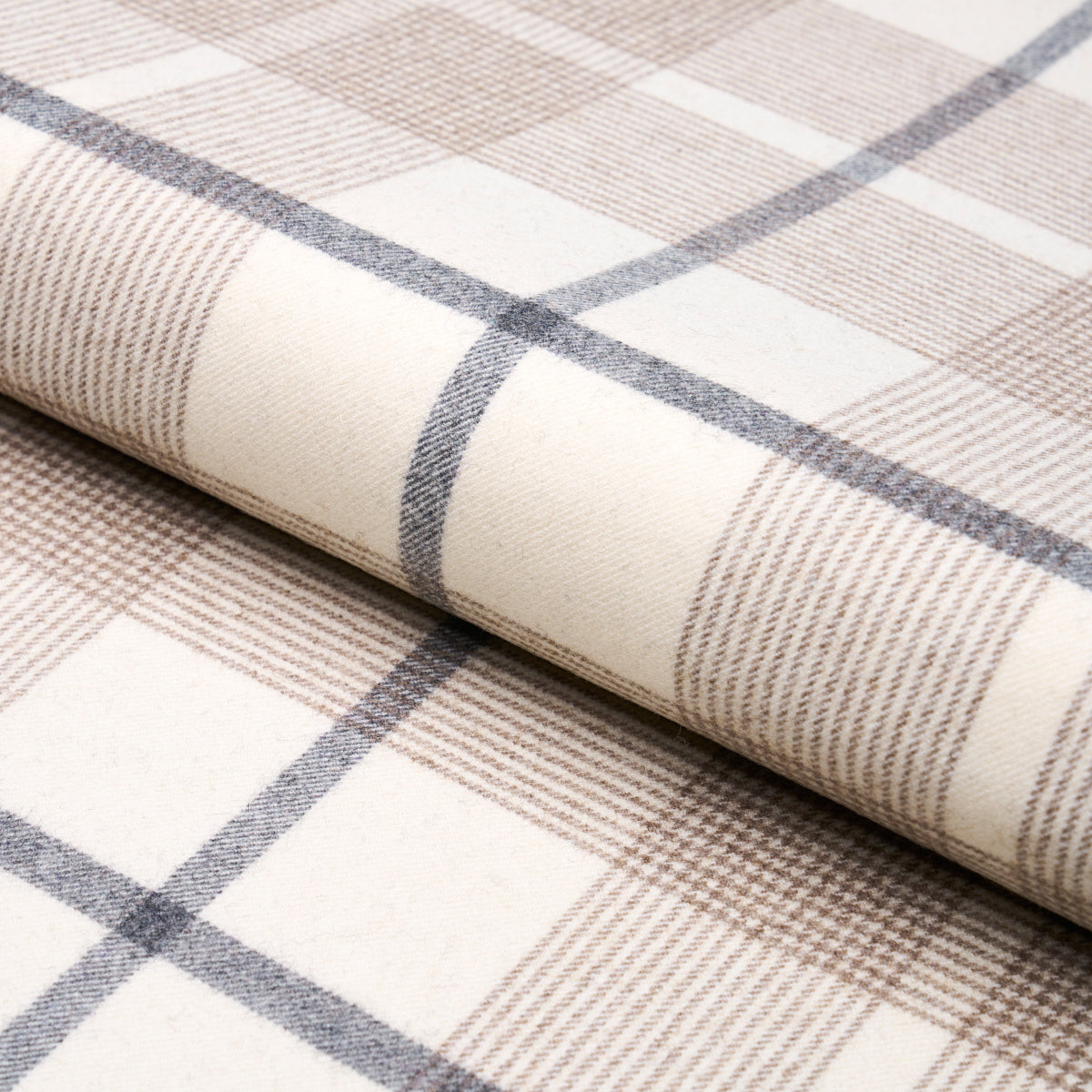 MONTANA-WOOL-PLAID-NEUTRAL-SCHUMACHER-66664