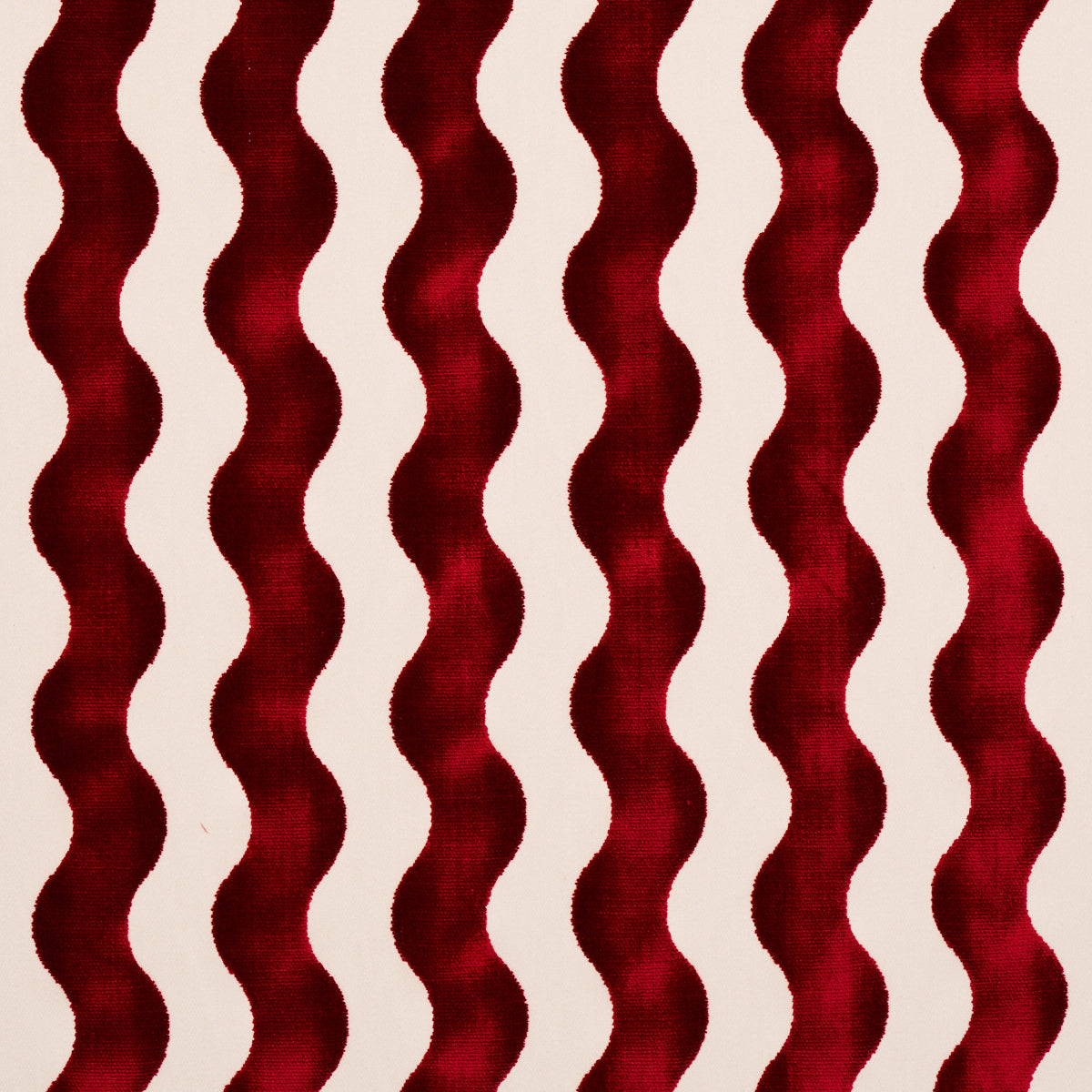 THE-WAVE-VELVET-RED-SCHUMACHER-69427