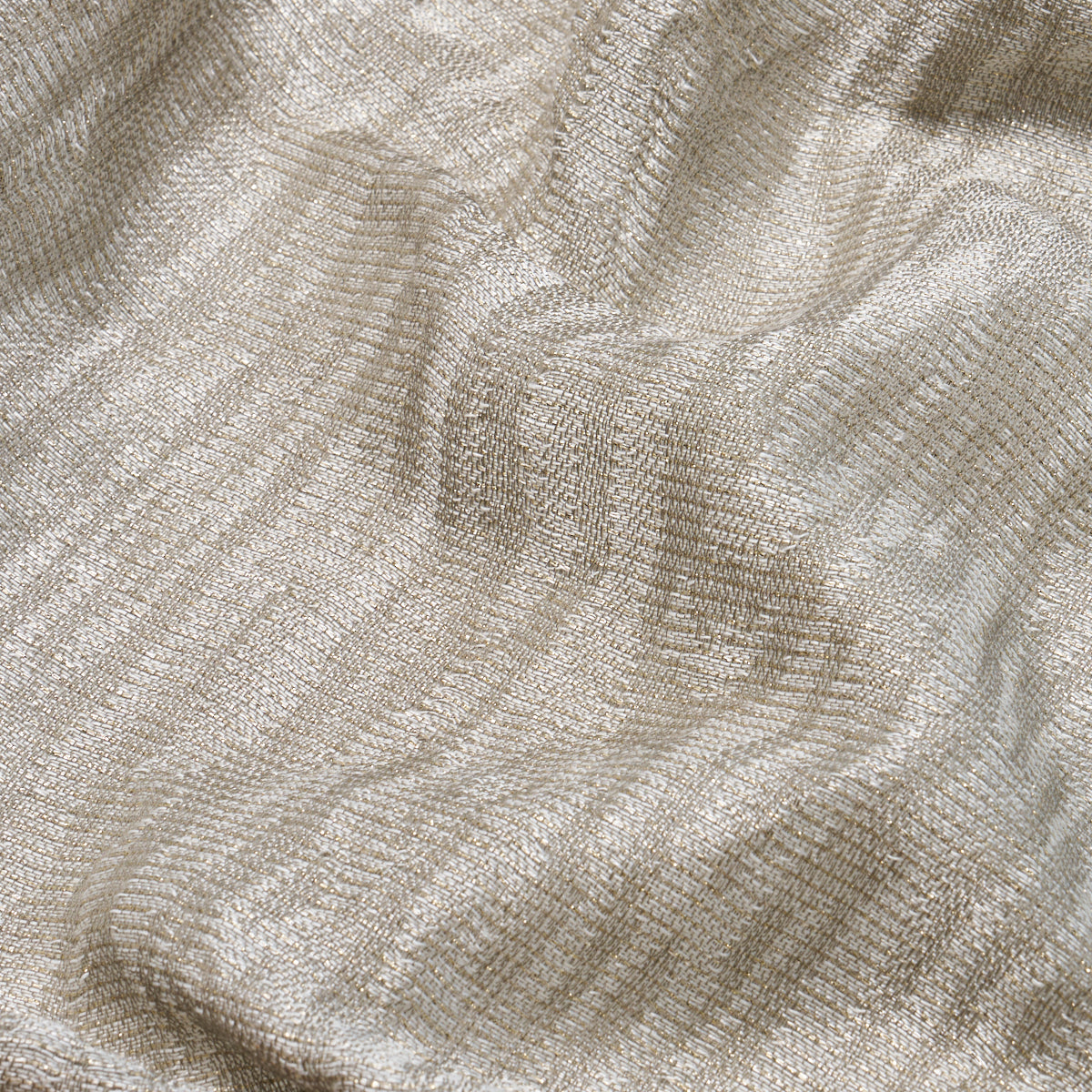 FAUX-BOIS-SHEER-PLATINUM-SCHUMACHER-70320