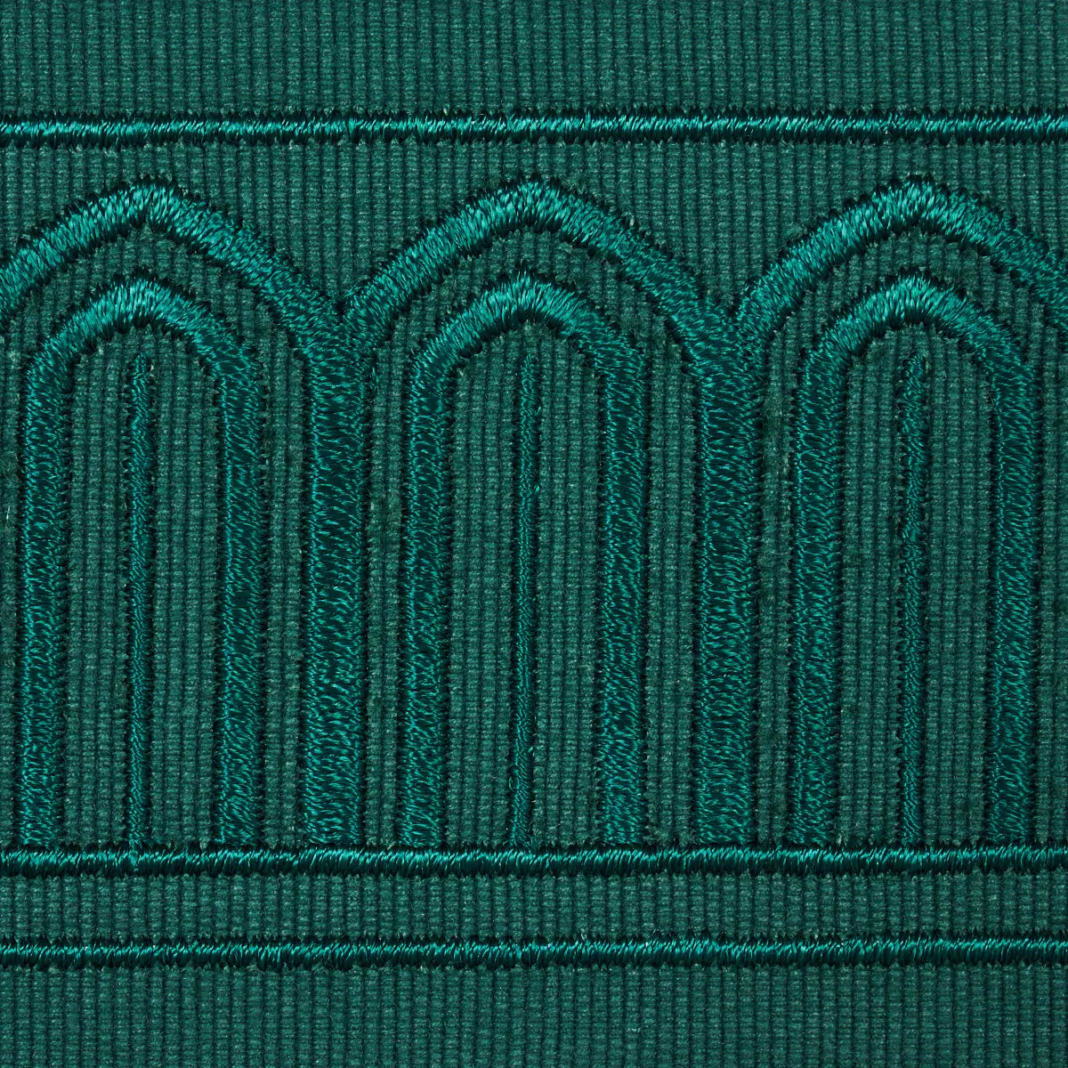 ARCHES-EMBROIDERED-TAPE-MEDIUM-EMERALD-SCHUMACHER-70768