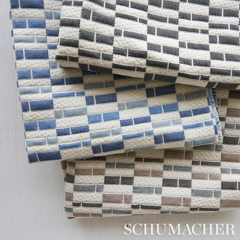 ASHCROFT-MATELASS-INDOOR-OUTDOOR-BLUE-SCHUMACHER-79160