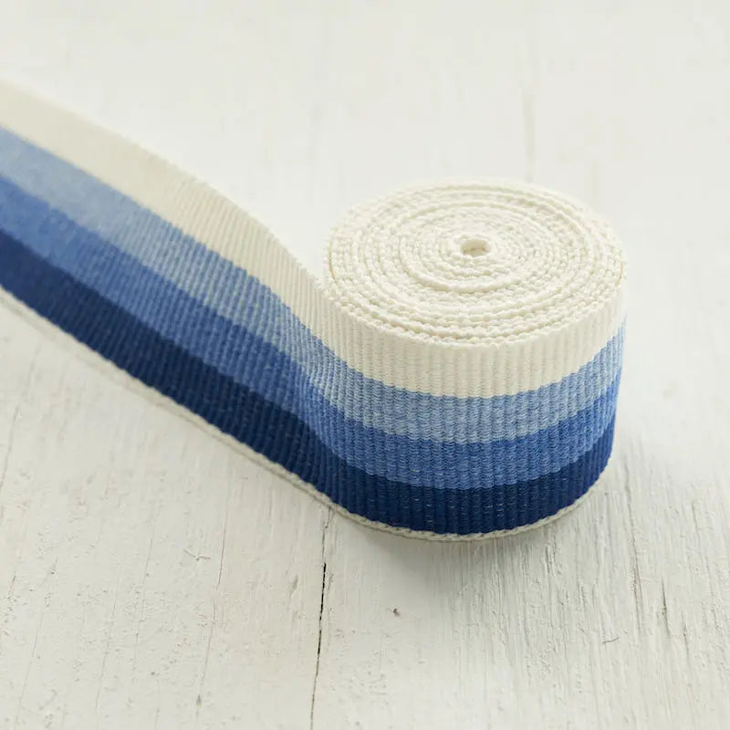 OMBRE-TAPE-INDOOR-OUTDOOR-BLUE-SCHUMACHER-79430