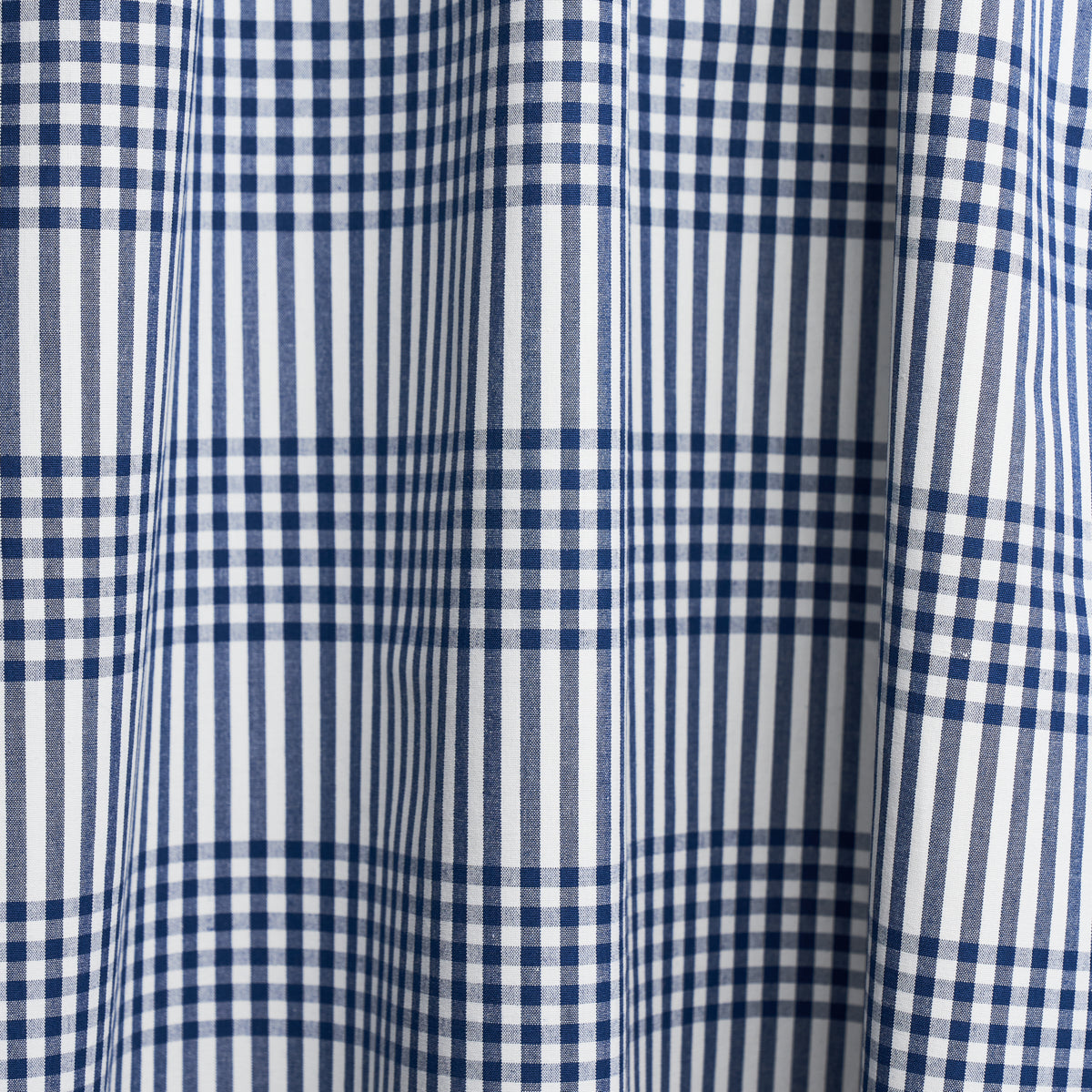 BERGEN-PLAID-NAVY-SCHUMACHER-80802