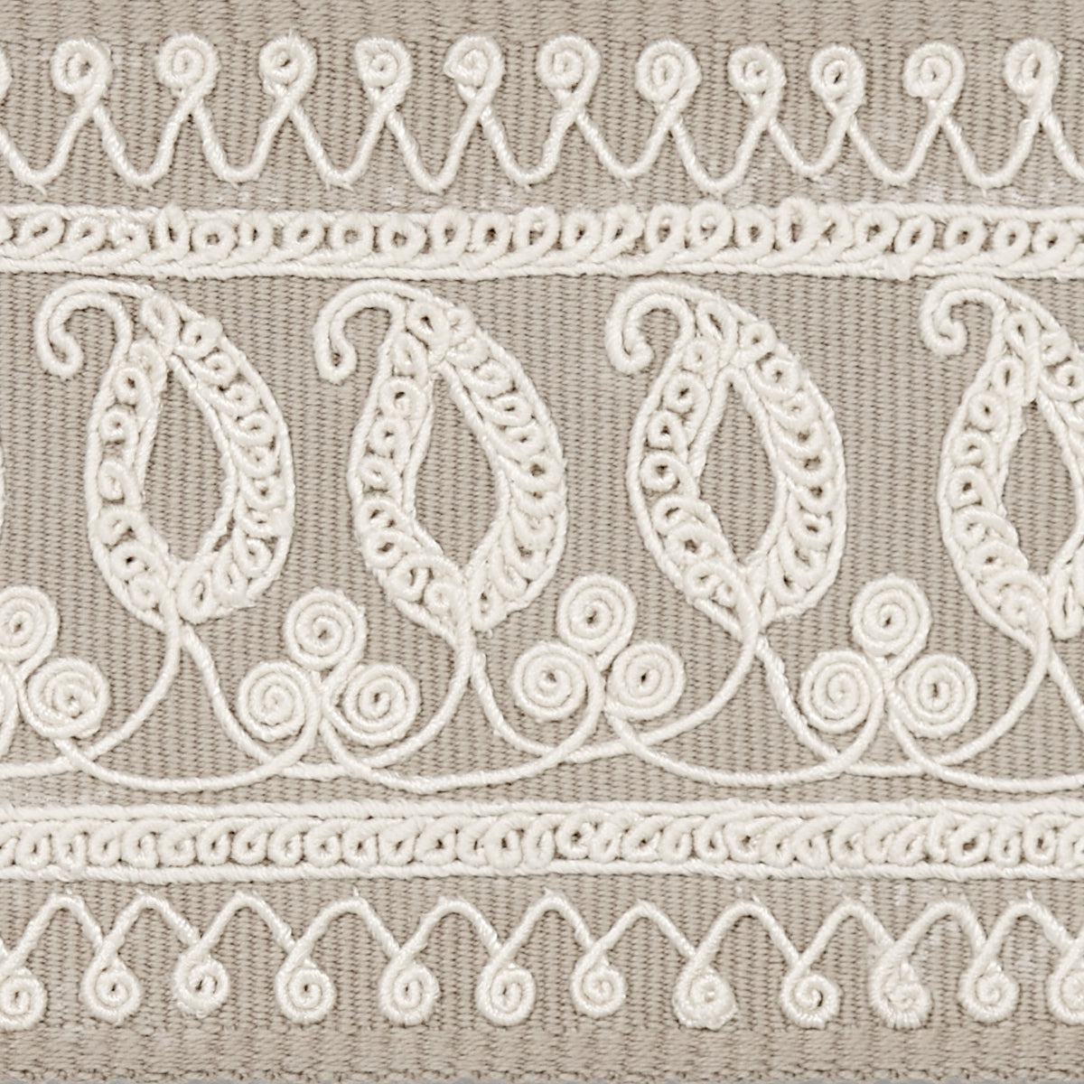 PAISLEY-EMBROIDERED-TAPE-SAND-SCHUMACHER-81231