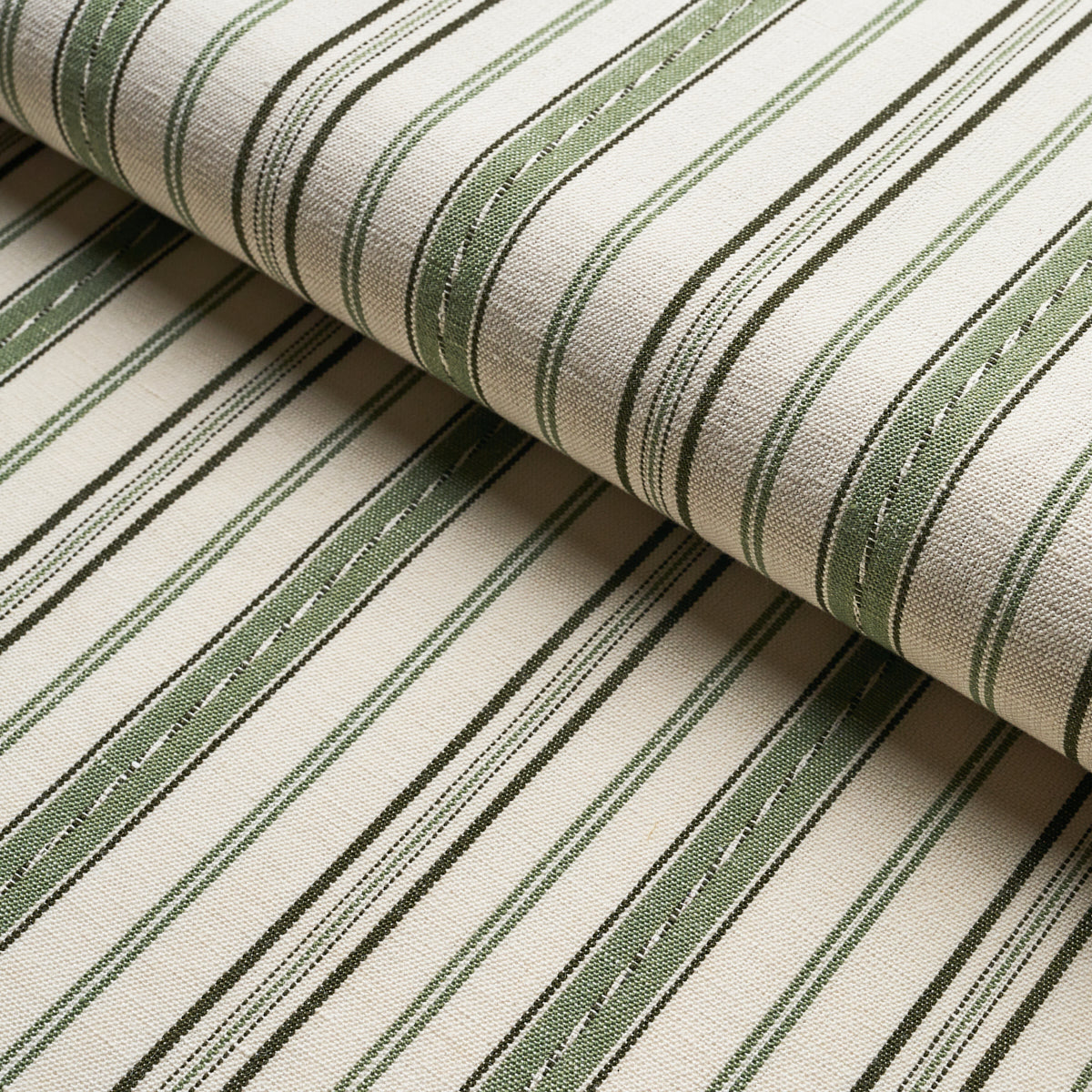 LIGHTFOOT-STRIPE-MOSS-SCHUMACHER-81442