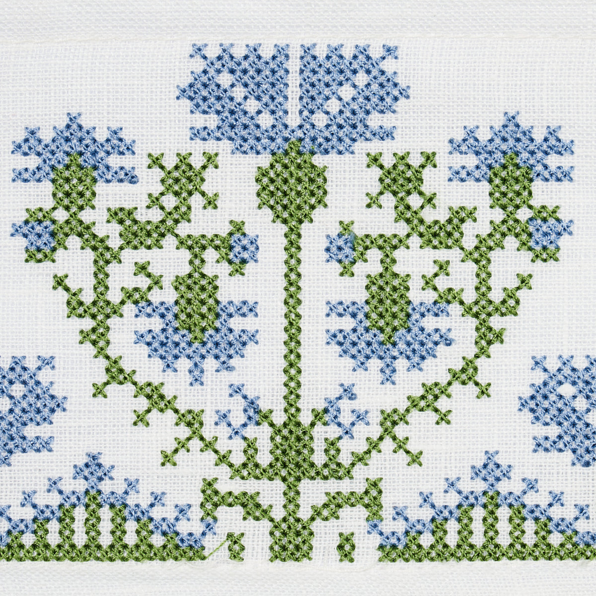 CUSTIS-EMBROIDERED-TAPE-CHESAPEAKE-SCHUMACHER-81661