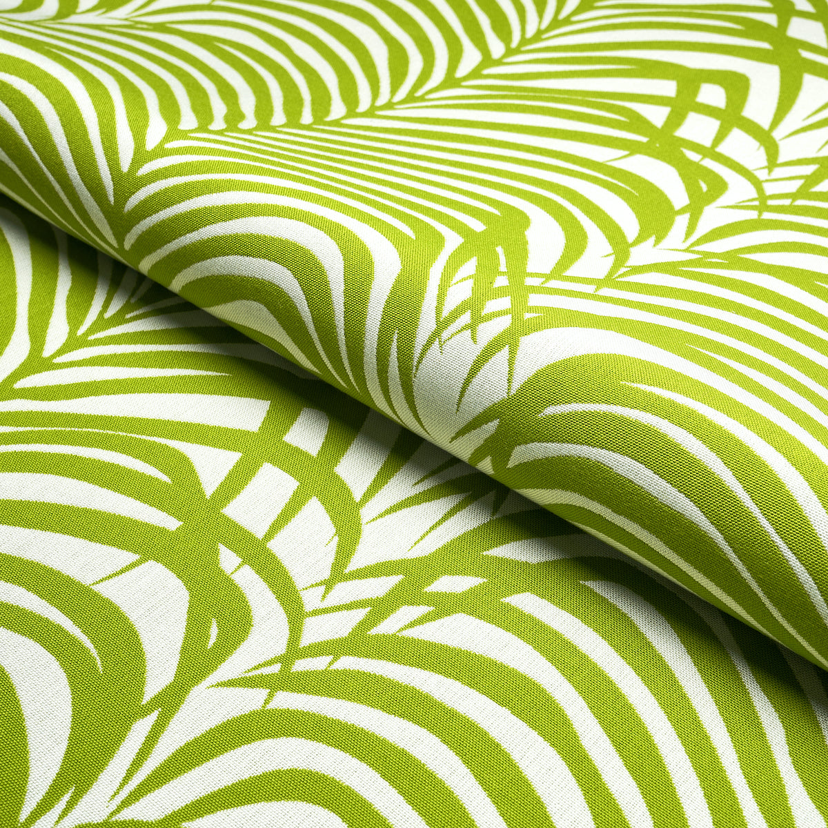 ZEBRA-PALM-WOVEN-INDOOR-OUTDOOR-GREEN-SCHUMACHER-82780