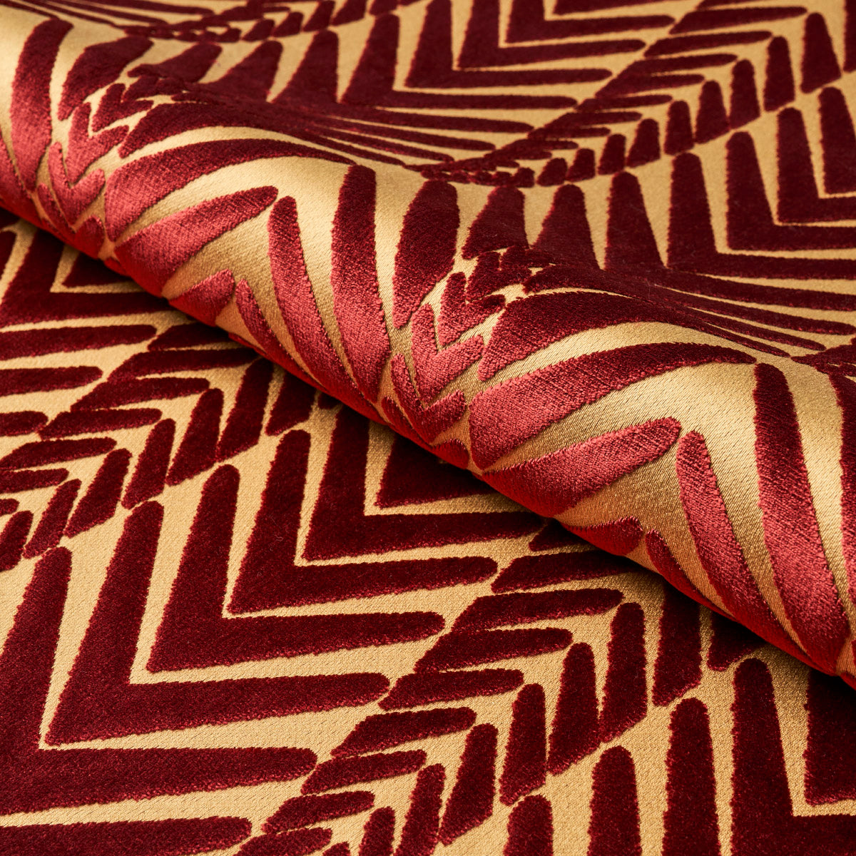 ZEBRA-VELVET-GOLD-PLUM-SCHUMACHER-83401