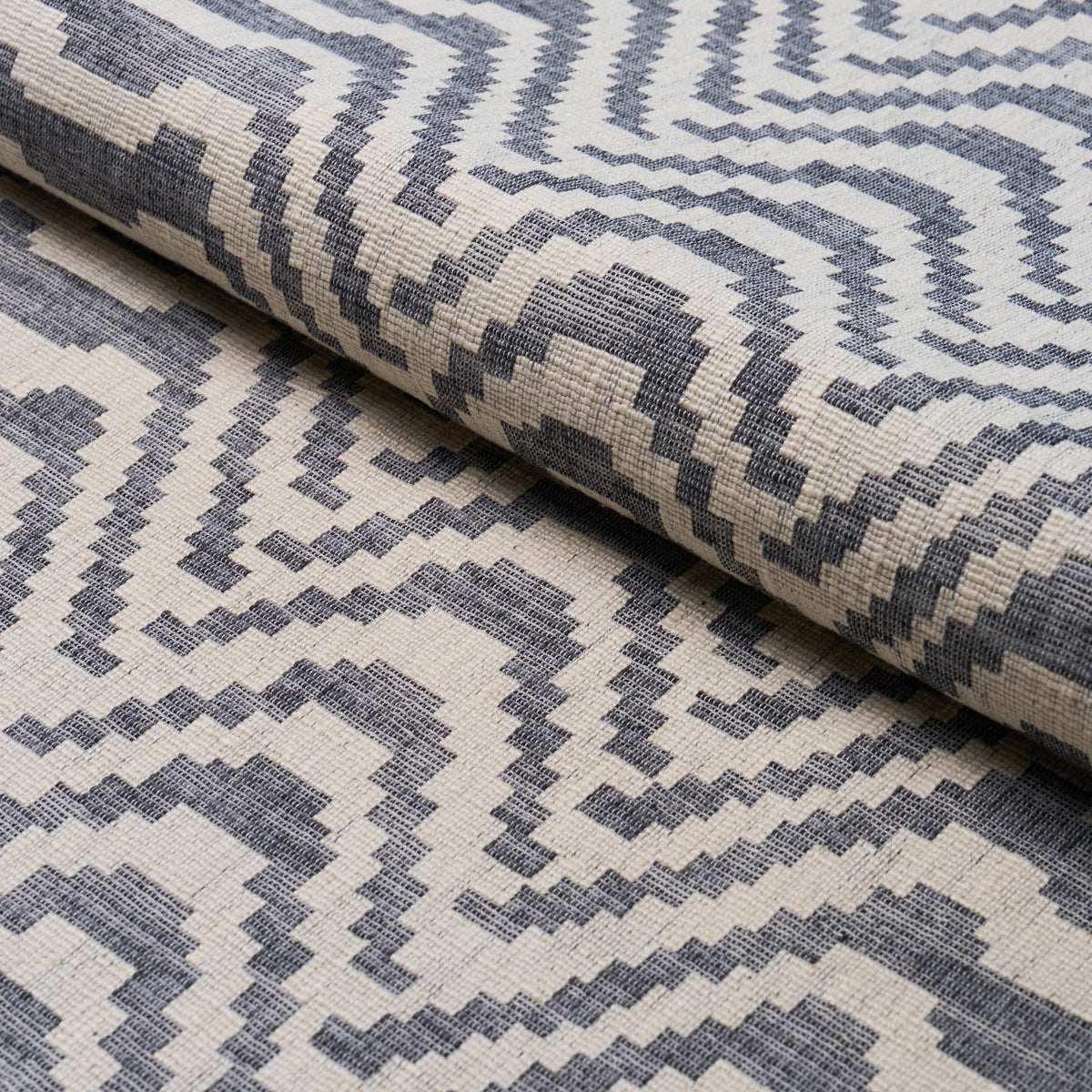 STEPPED-CHEVRON-INDIGO-SCHUMACHER-84640