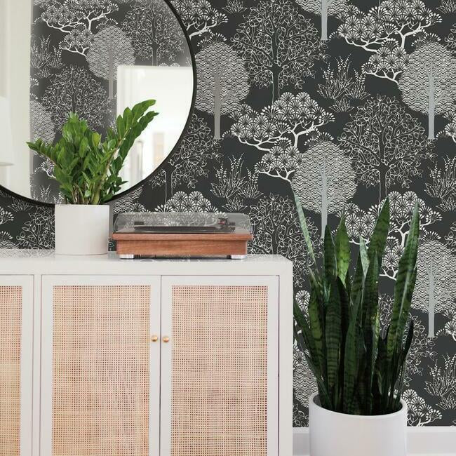 kimono-trees-wallpaper-black-metallic-york-wallcoverings-bw3852