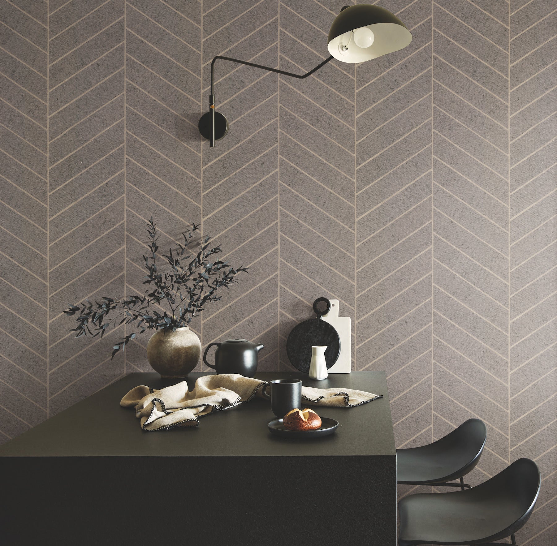 atelier-herringbone-wallpaper-natural-grey-york-wallcoverings-ho2110gv