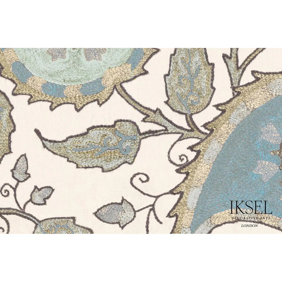 SUZANI-PAISLEY-BLUES-SCHUMACHER-IK8700