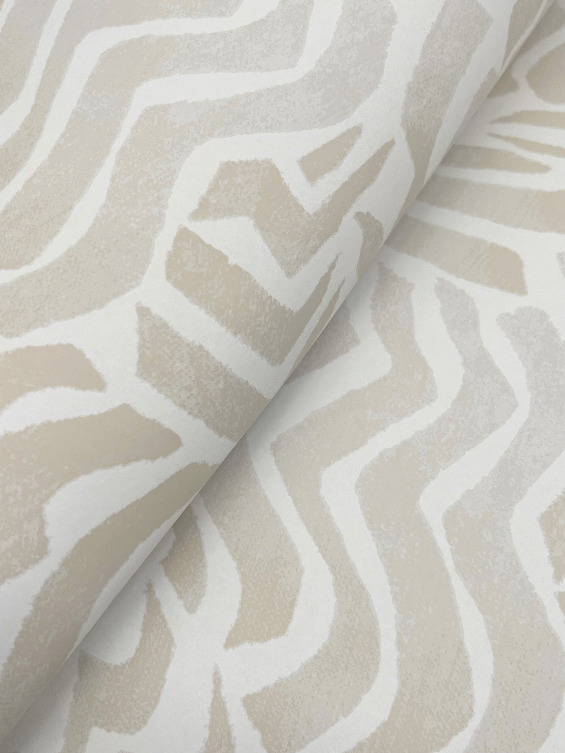 zora-wave-wallpaper-taupe-york-wallcoverings-lm5322