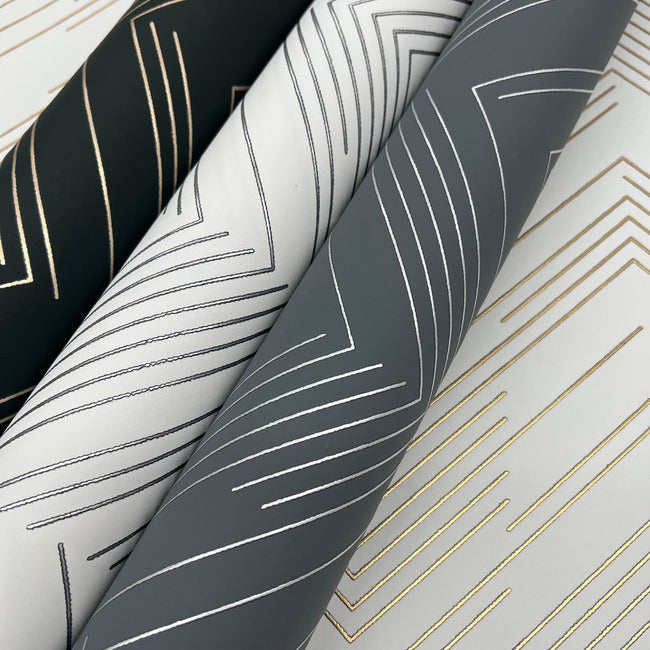 polished-chevron-wallpaper-black-gold-york-wallcoverings-md7221