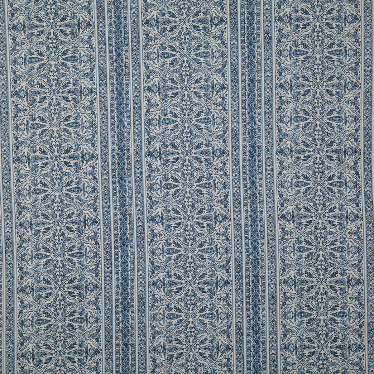 p6541-varun-navy-pindler