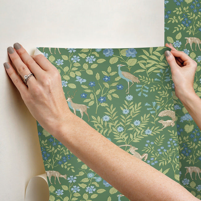 woodland-floral-premium-peel-stick-wallpaper-meadow-green-york-wallcoverings-psw1437rl