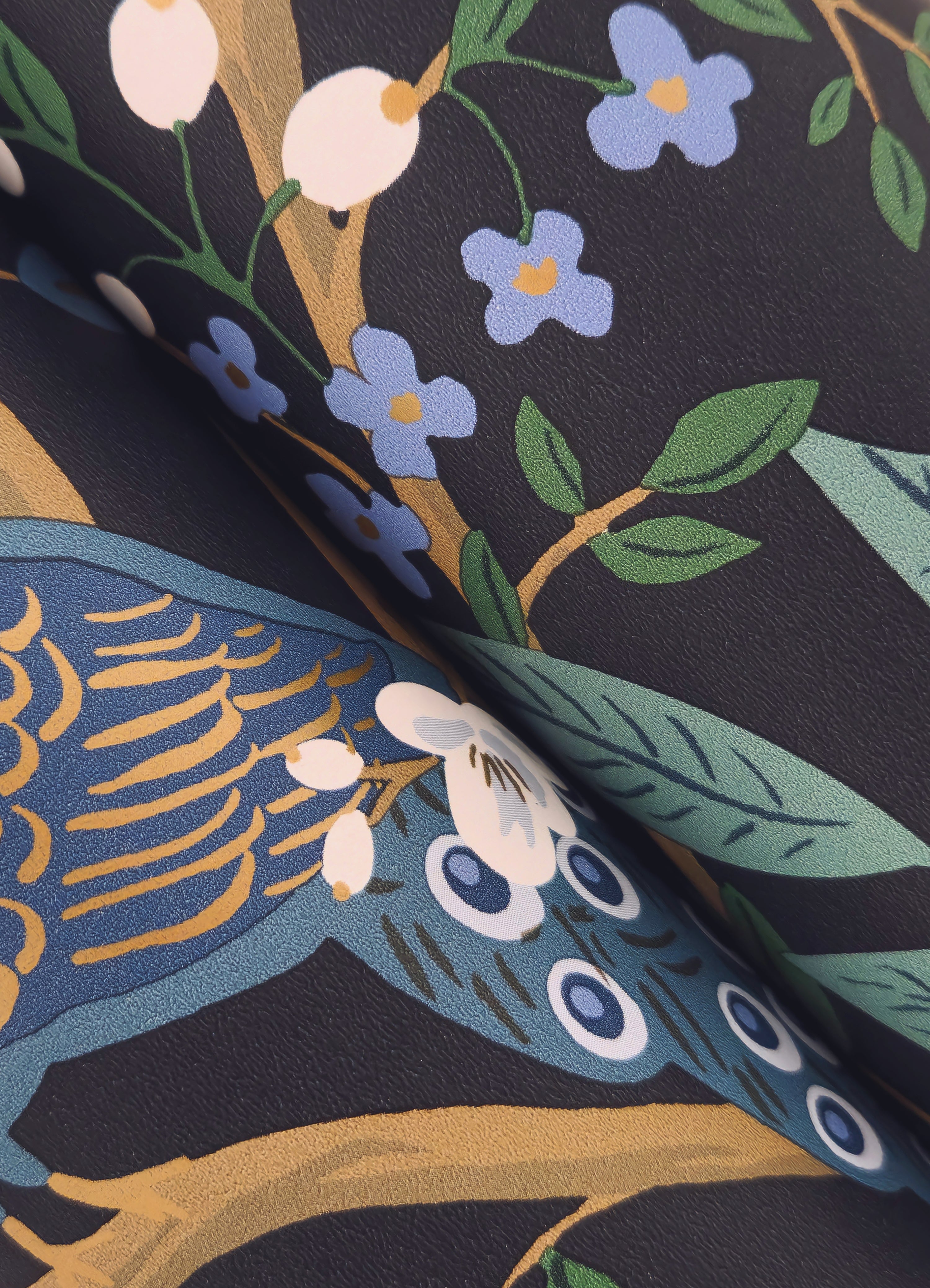 peacock-garden-peel-stick-wallpaper-navy-york-wallcoverings-psw1536rl