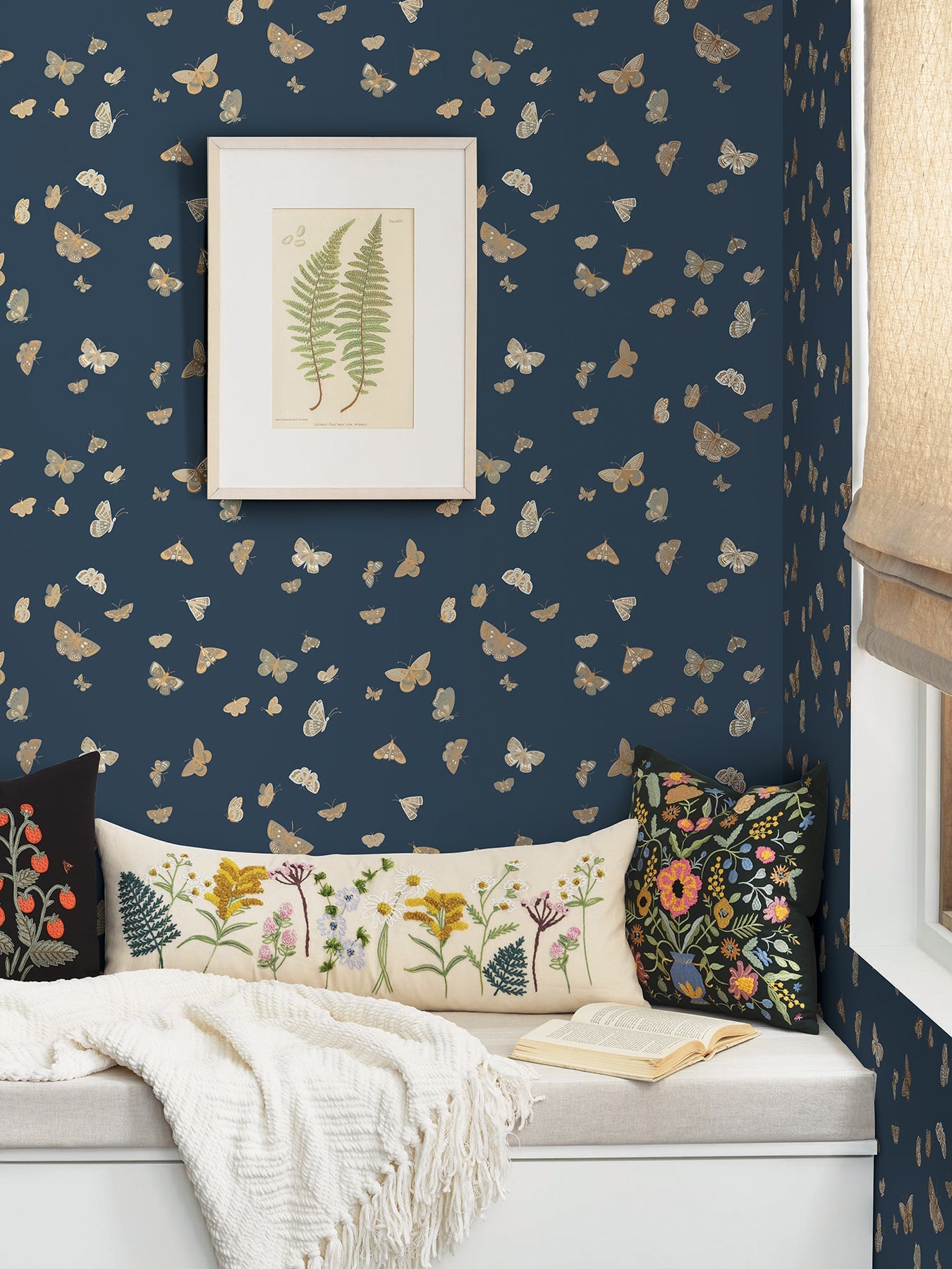 butterfly-house-wallpaper-navy-york-wallcoverings-rf7415