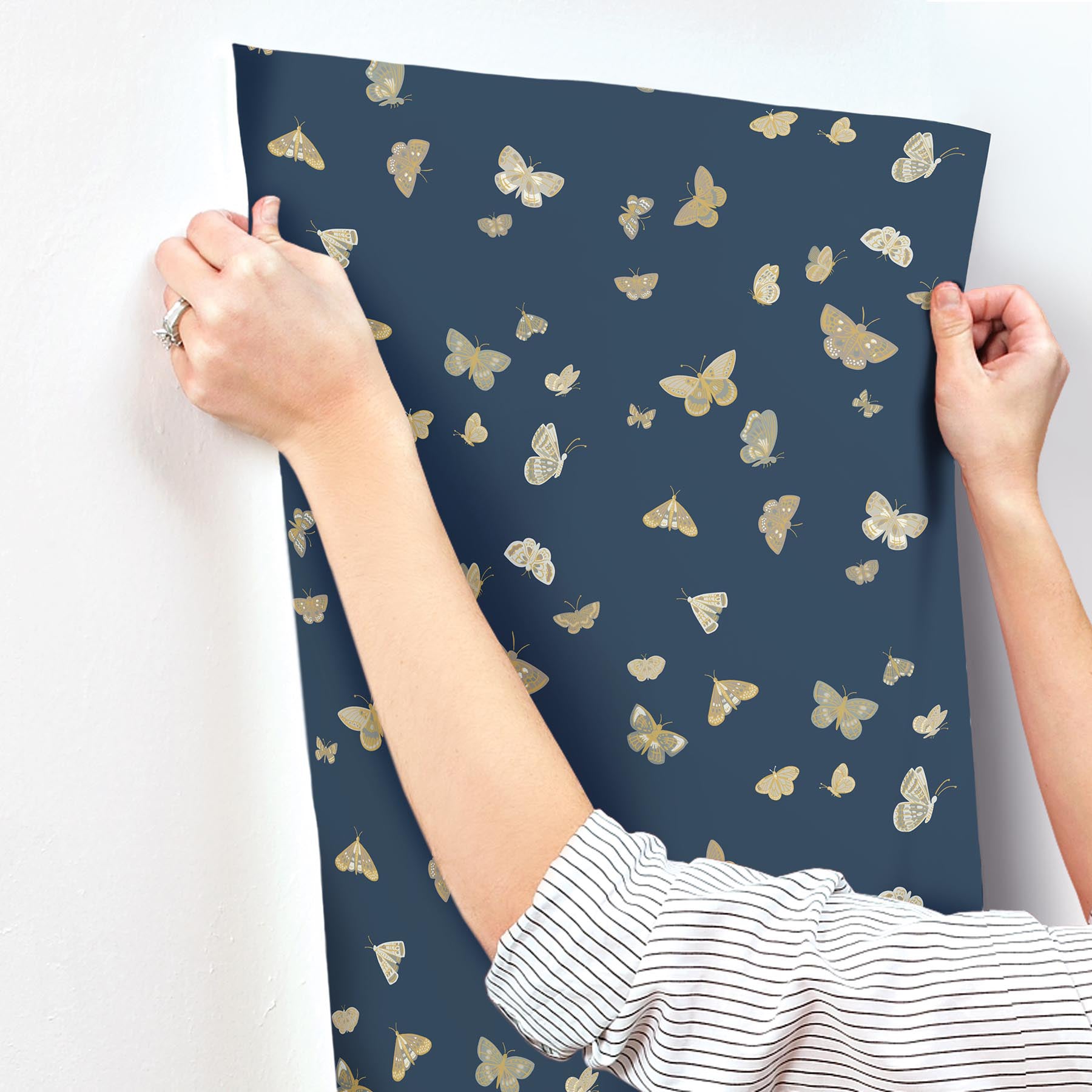 butterfly-house-wallpaper-navy-york-wallcoverings-rf7415