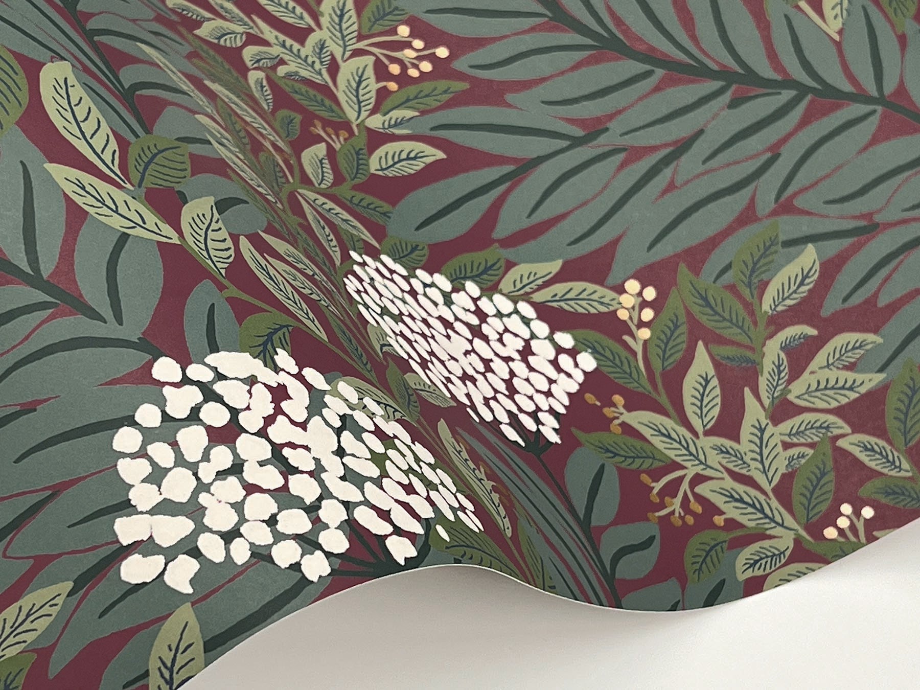 highgrove-wallpaper-burgundy-york-wallcoverings-rf7506