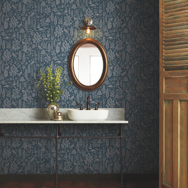 menagerie-toile-wallpaper-navy-metallic-silver-york-wallcoverings-rp7372