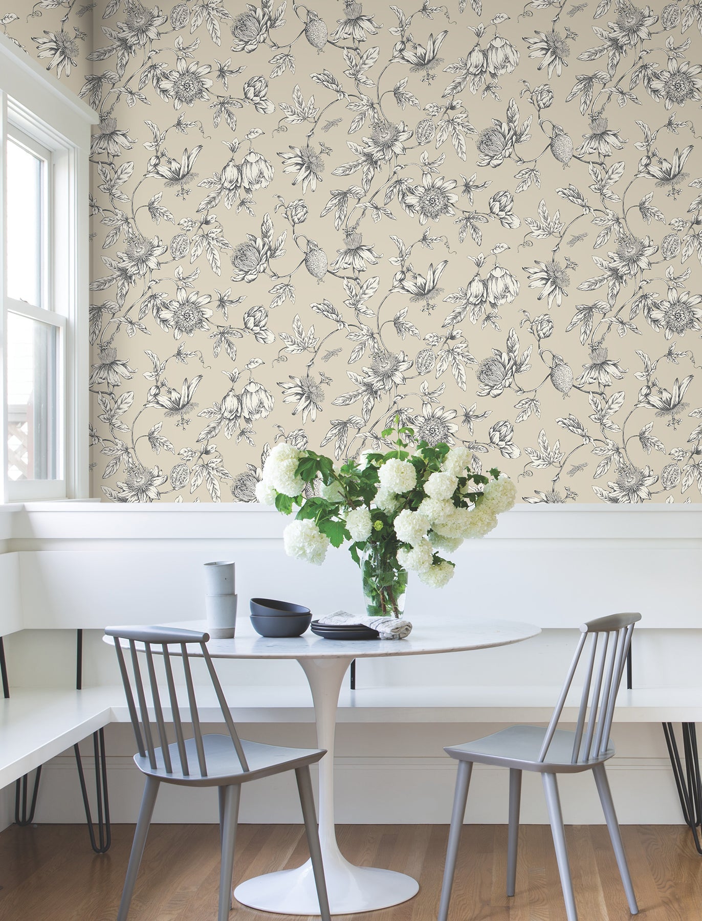 passion-flower-toile-wallpaper-beige-york-wallcoverings-rt7854