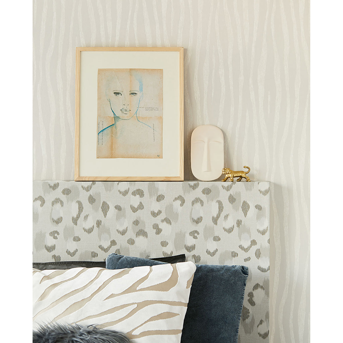 Javan Silver Leopard Wallpaper - Brewster Wallcovering