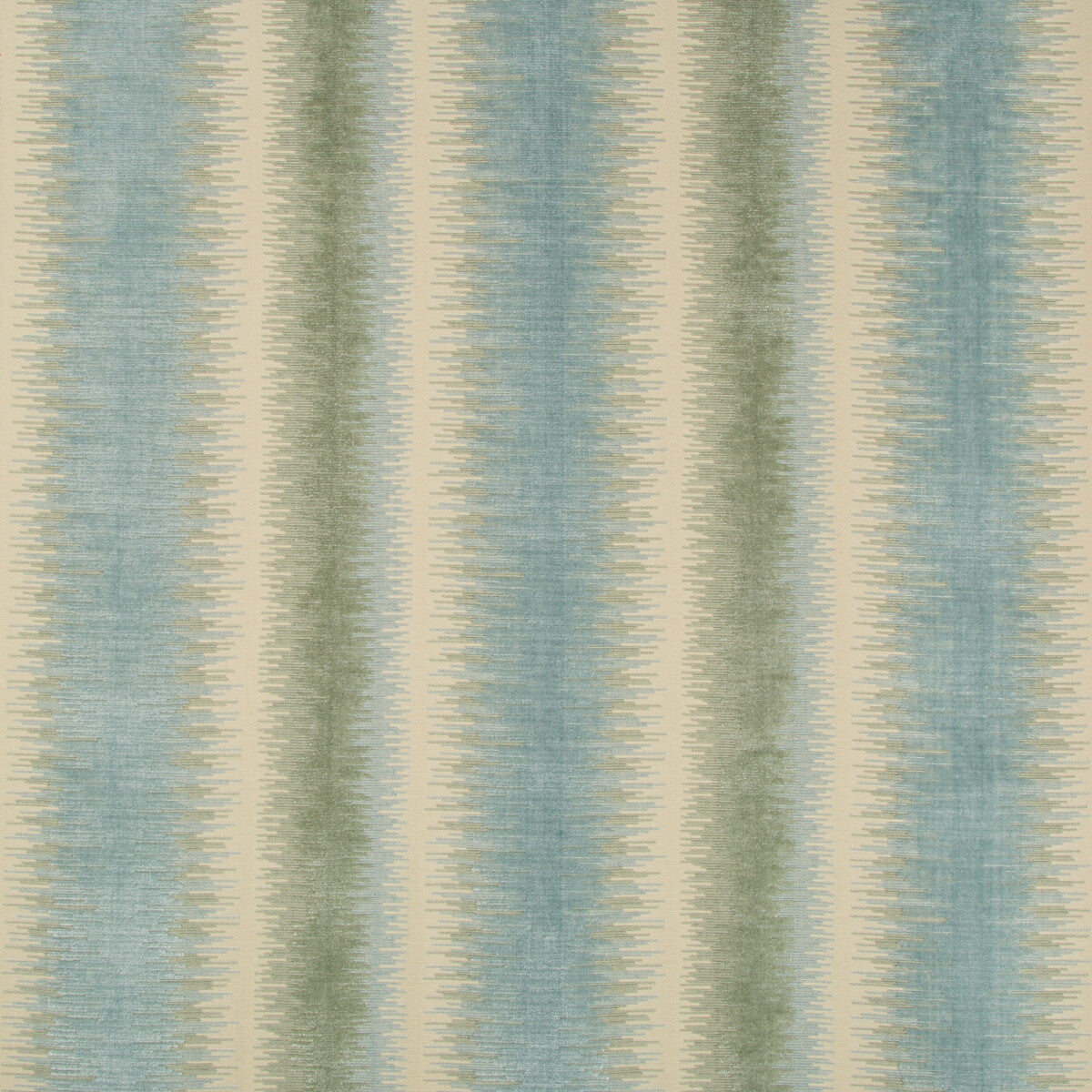 8018115130-bromo-velvet-seafoam-brunschwig-fils