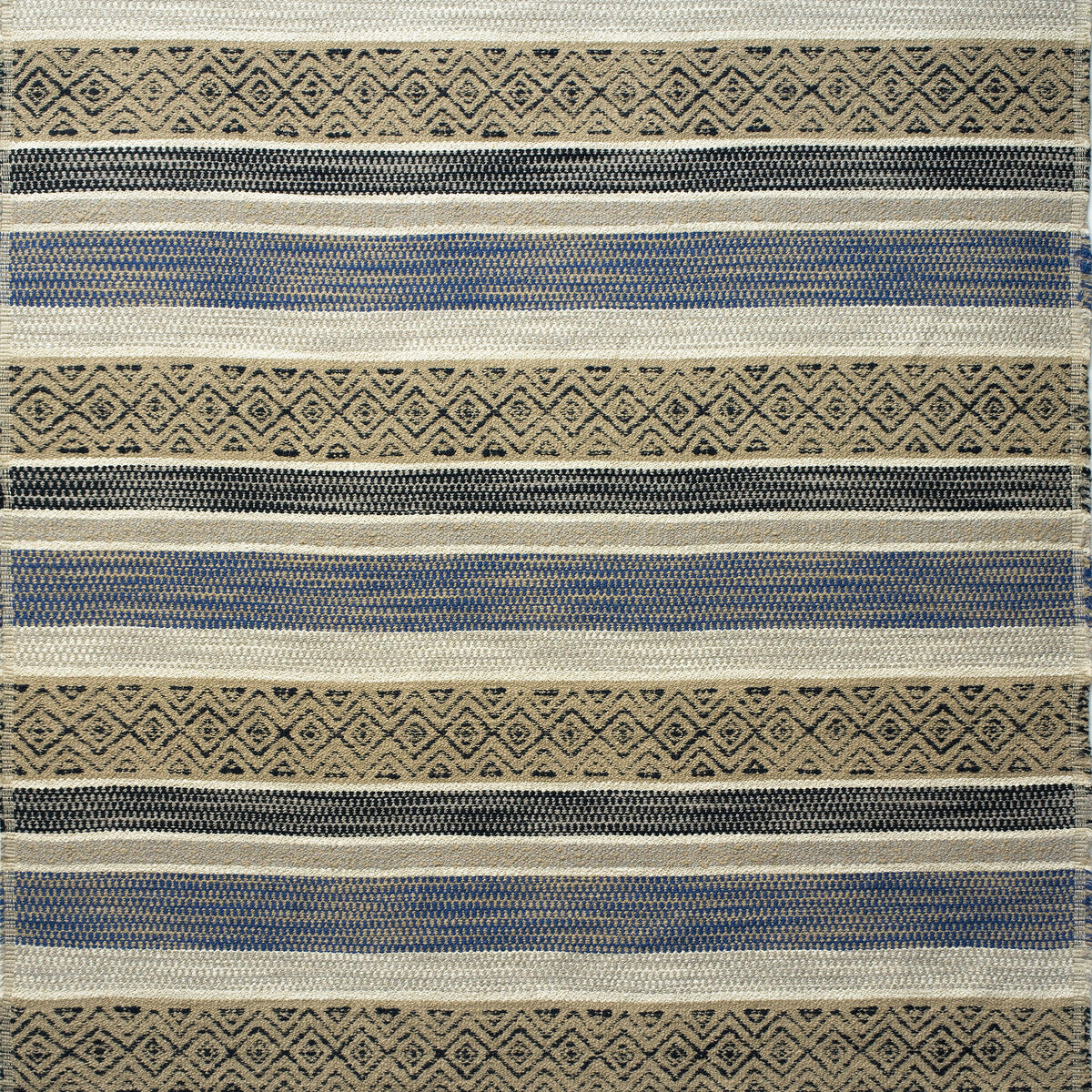 am1003565110-pampas-indigo-kravet-couture